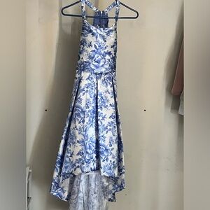 Speechless,16 (girls),blue and white